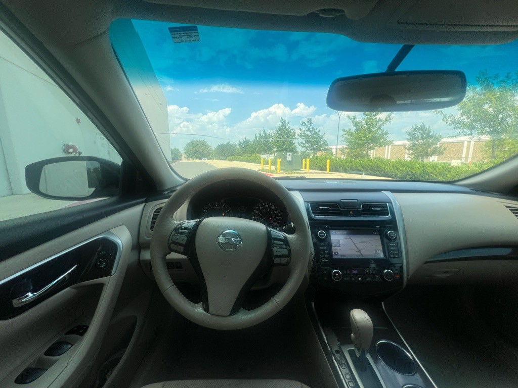 2014 Nissan Altima Image 15