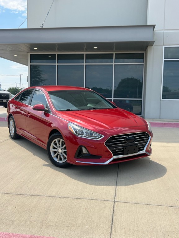 2018 Hyundai Sonata Image 1