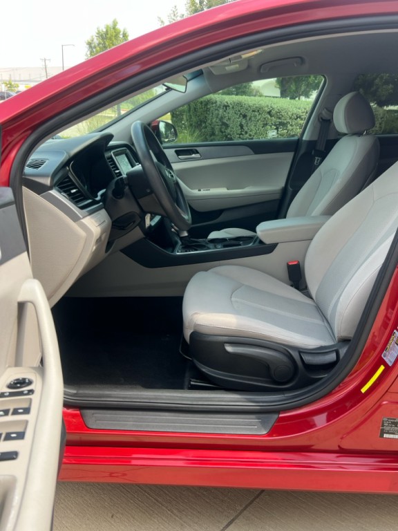 2018 Hyundai Sonata Image 10