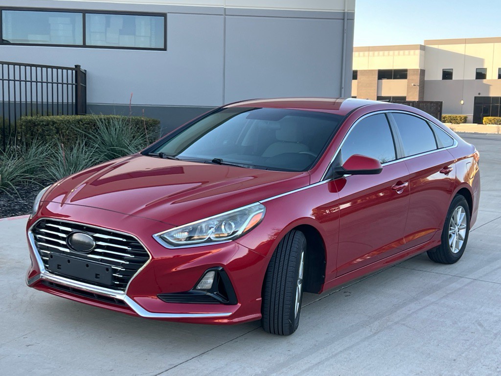 2018 Hyundai Sonata Image 1