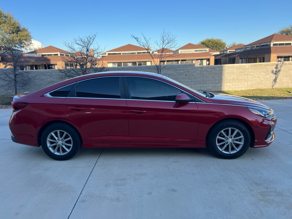 2018 Hyundai Sonata Image 8