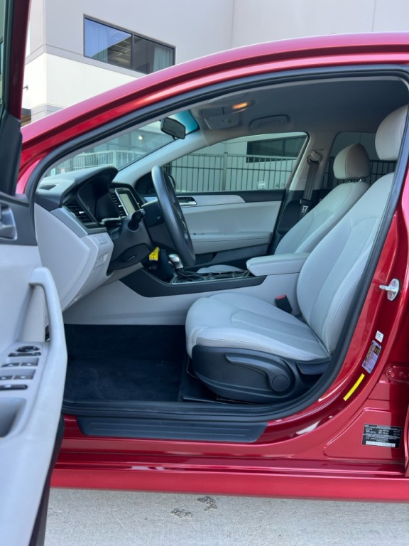 2018 Hyundai Sonata Image 9