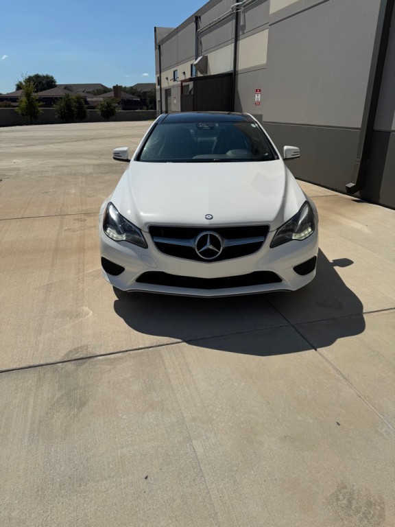 2014 Mercedes-Benz E-Class Image 2