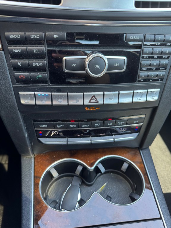 2014 Mercedes-Benz E-Class Image 14