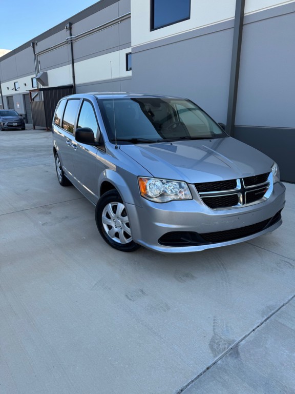 2018 Dodge Grand Caravan Image 1