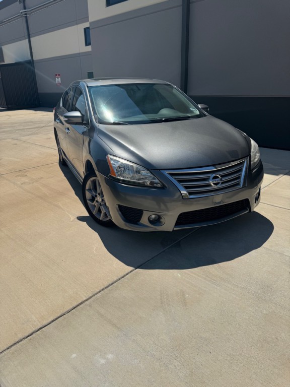 2015 Nissan Sentra Image 1