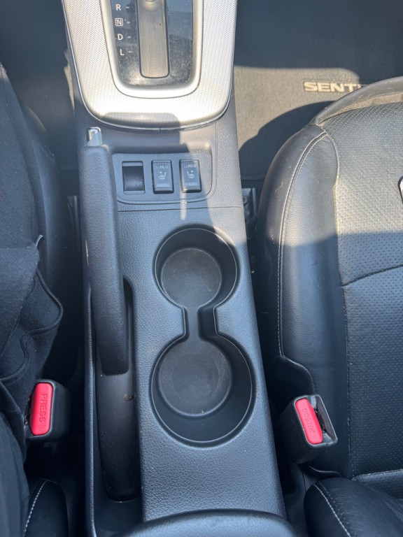 2015 Nissan Sentra Image 17
