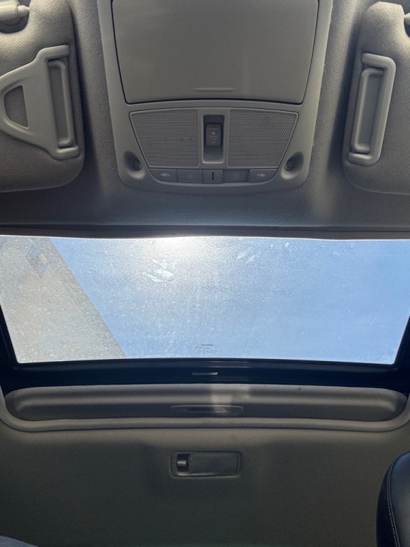 2015 Nissan Sentra Image 19