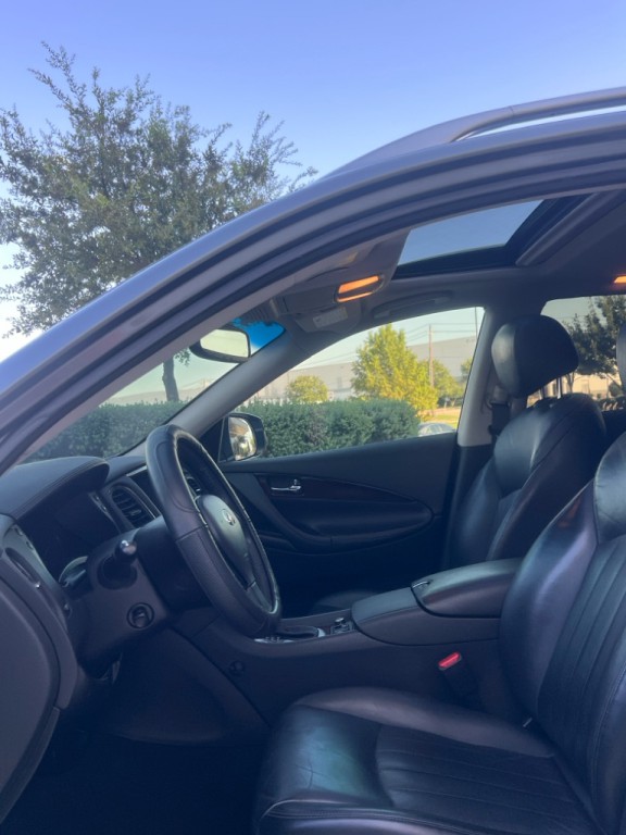 2017 INFINITI QX50 Image 12