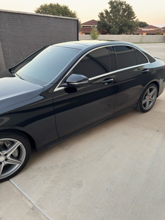 2016 Mercedes-Benz C-Class Image 4