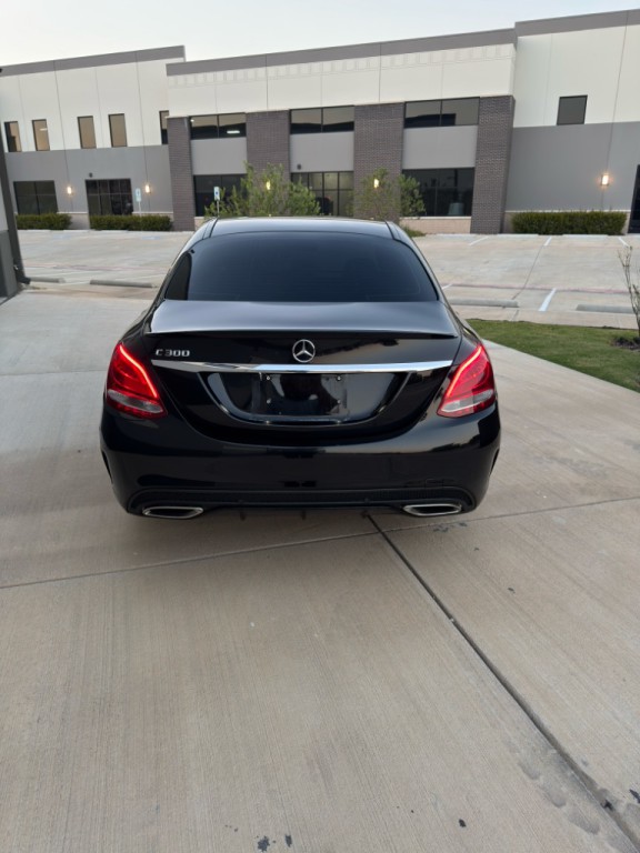 2016 Mercedes-Benz C-Class Image 6