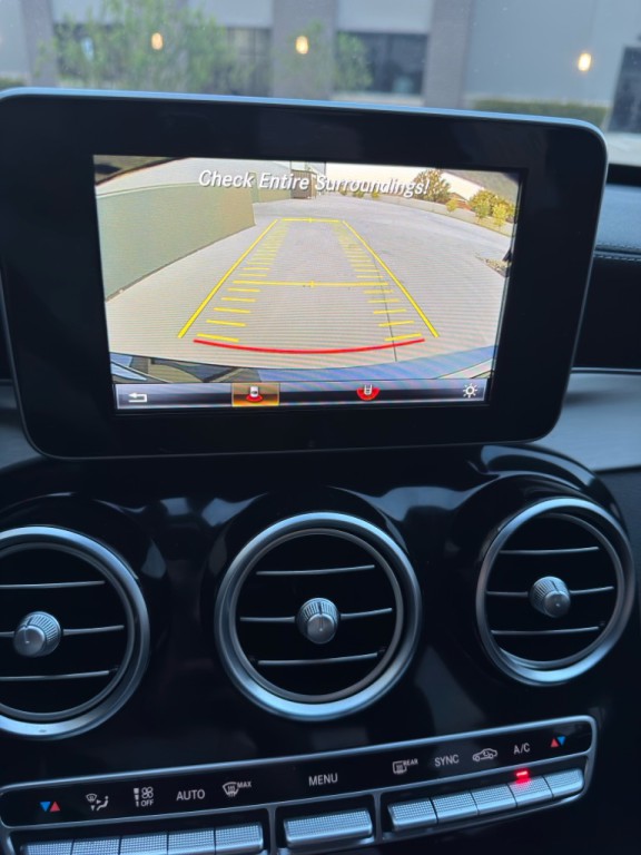 2016 Mercedes-Benz C-Class Image 17