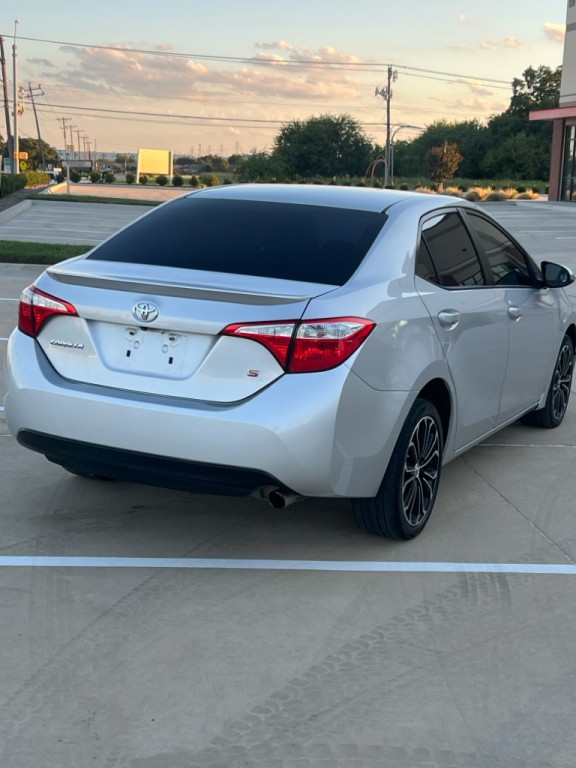 2016 Toyota Corolla Image 4
