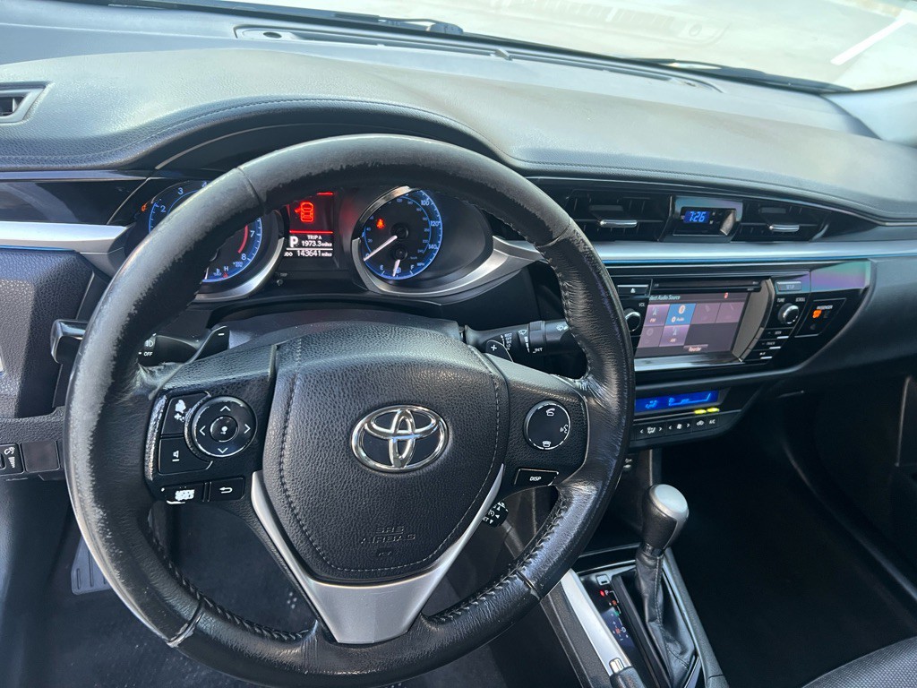 2016 Toyota Corolla Image 14