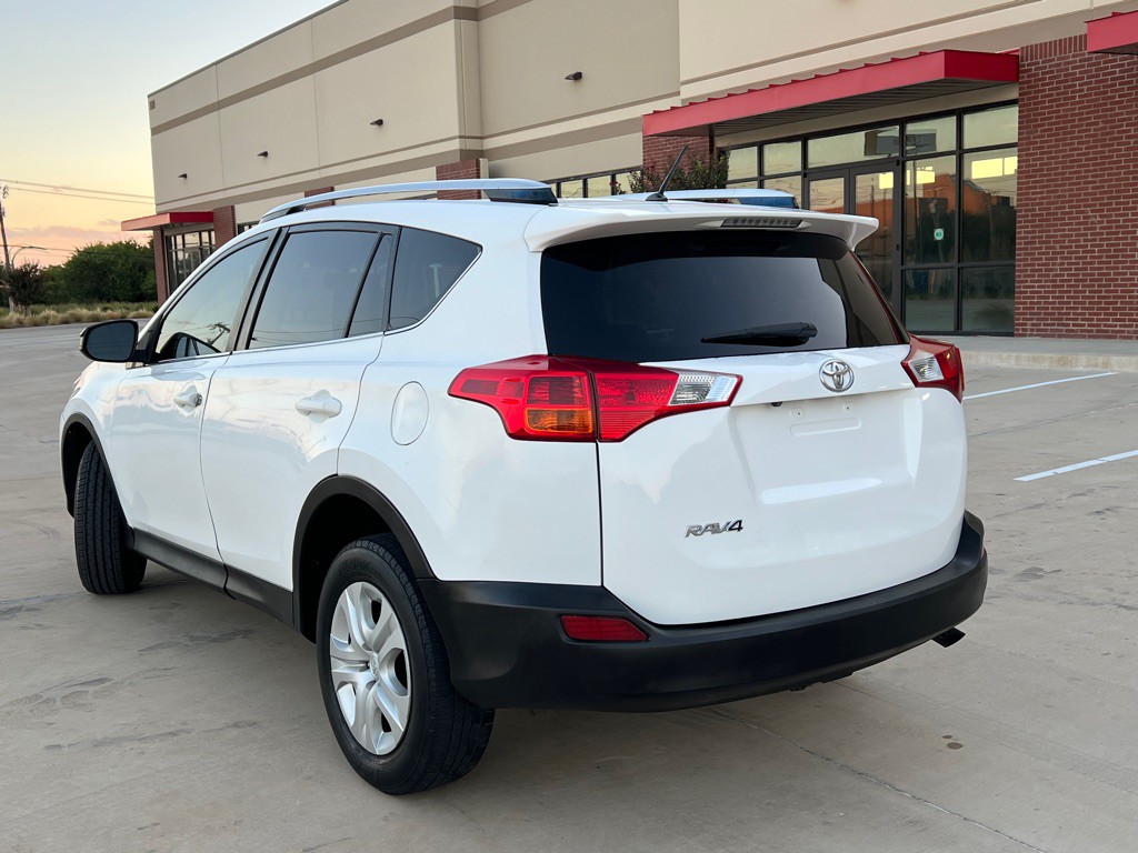 2014 Toyota Rav4 Image 4