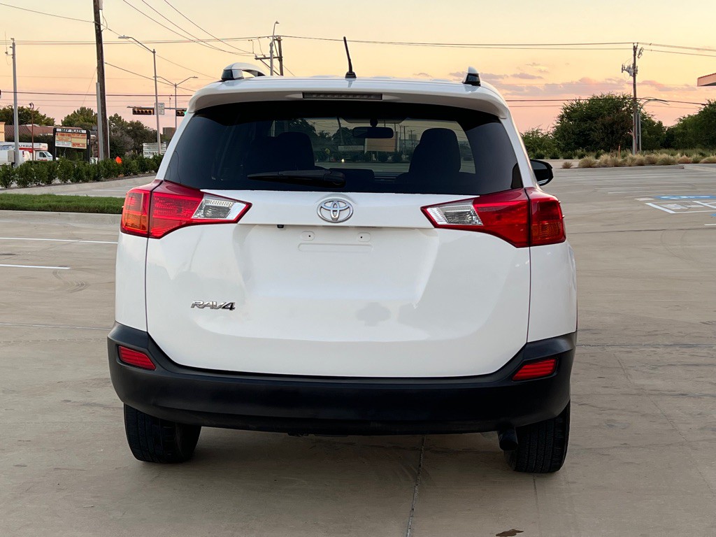 2014 Toyota Rav4 Image 5