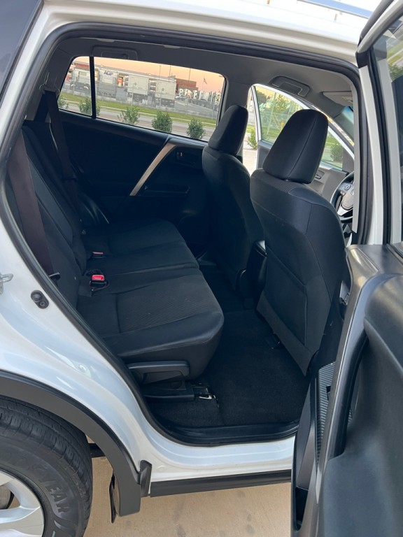 2014 Toyota Rav4 Image 10