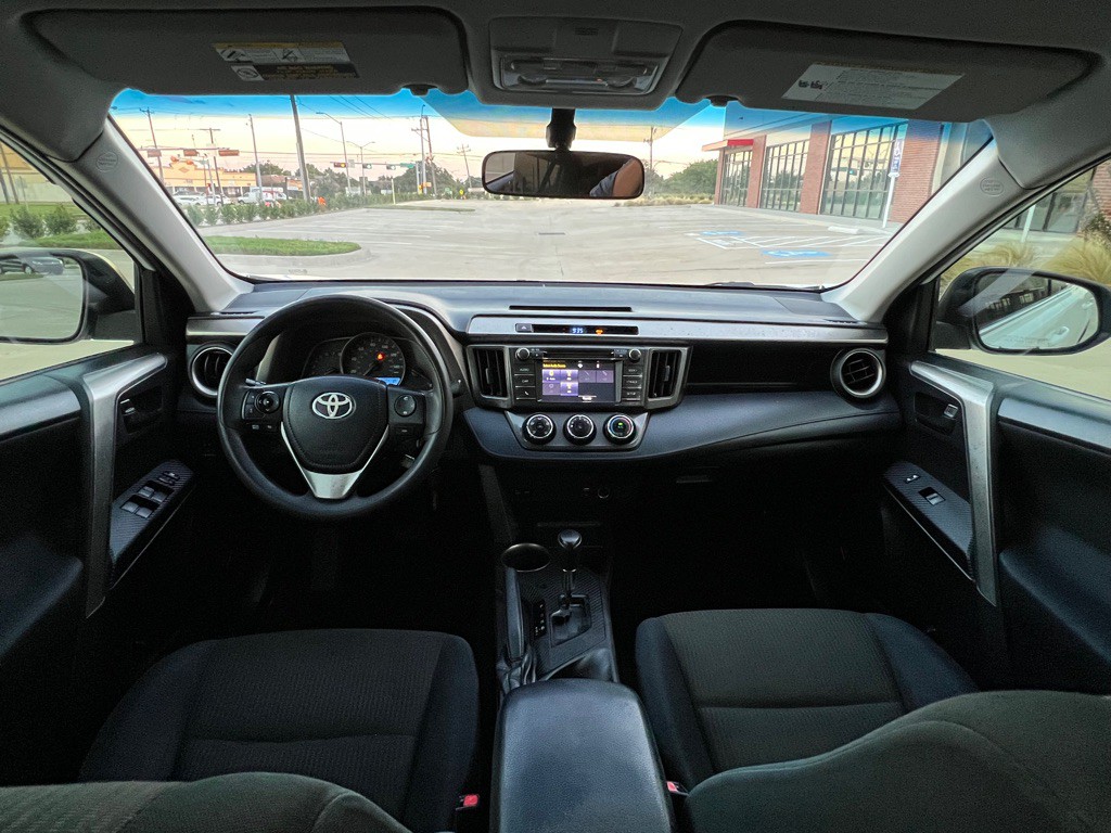 2014 Toyota Rav4 Image 11