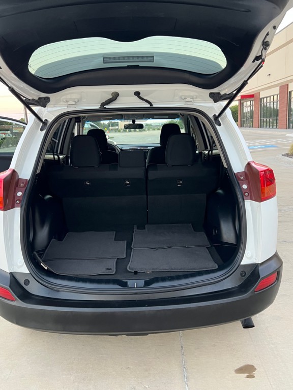 2014 Toyota Rav4 Image 13