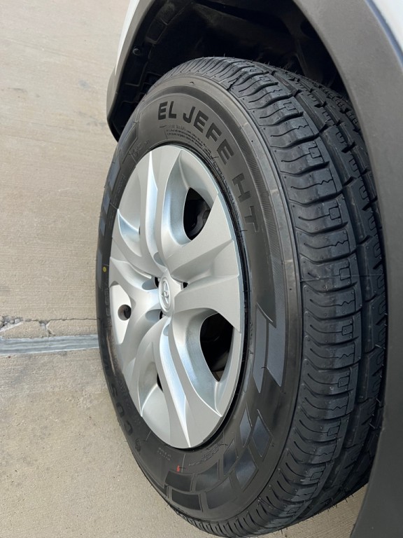 2014 Toyota Rav4 Image 18
