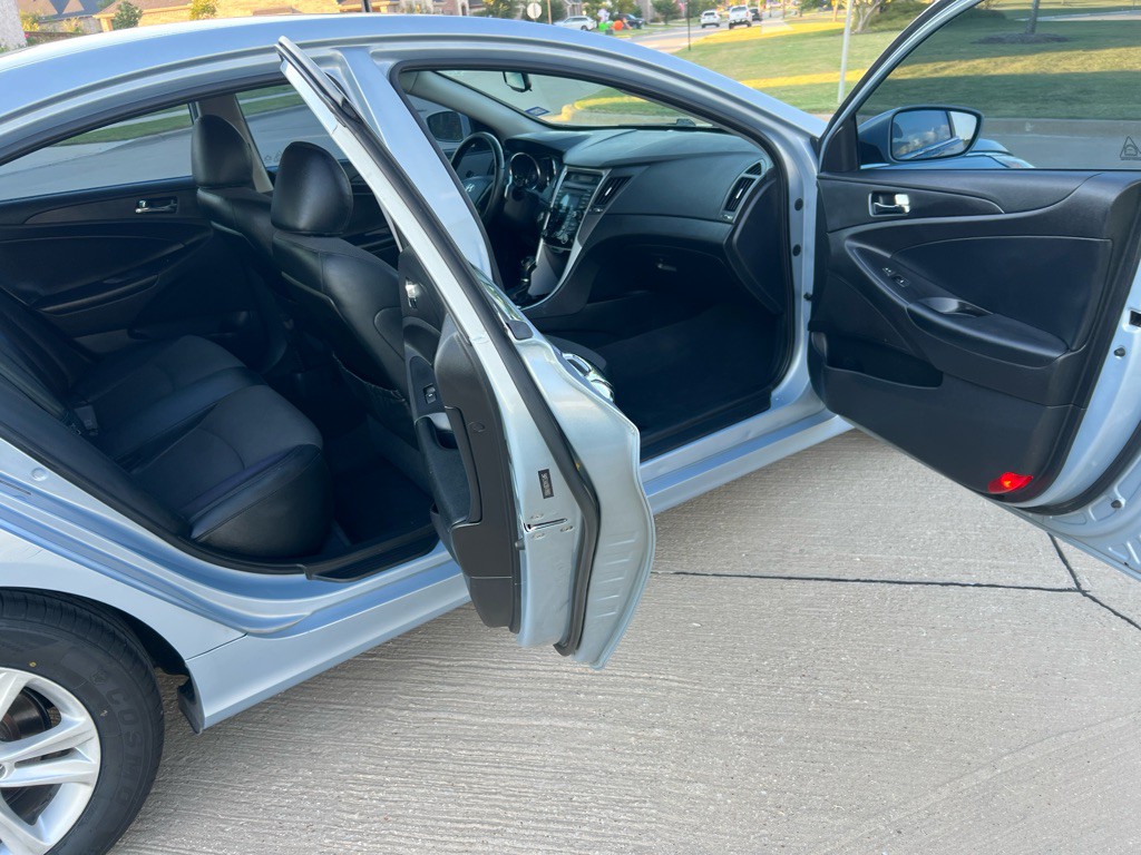 2013 Hyundai Sonata Image 11