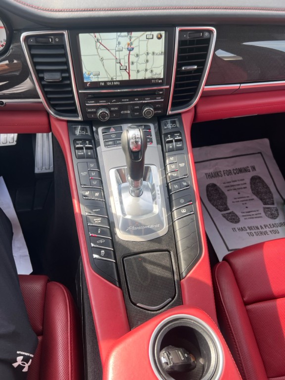 2014 Porsche Panamera Image 18