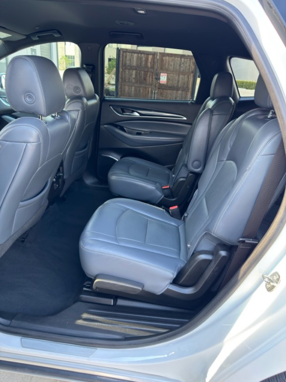 2023 Buick Enclave Image 11