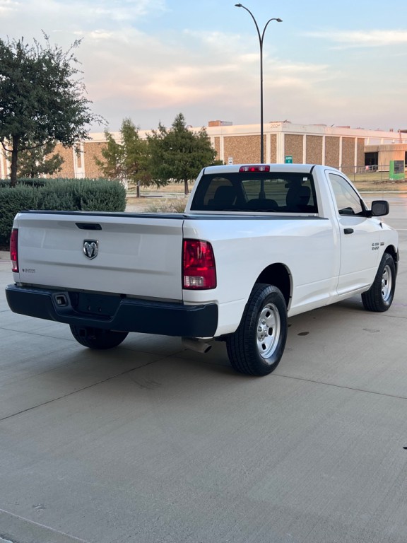 2015 RAM 1500 Image 4