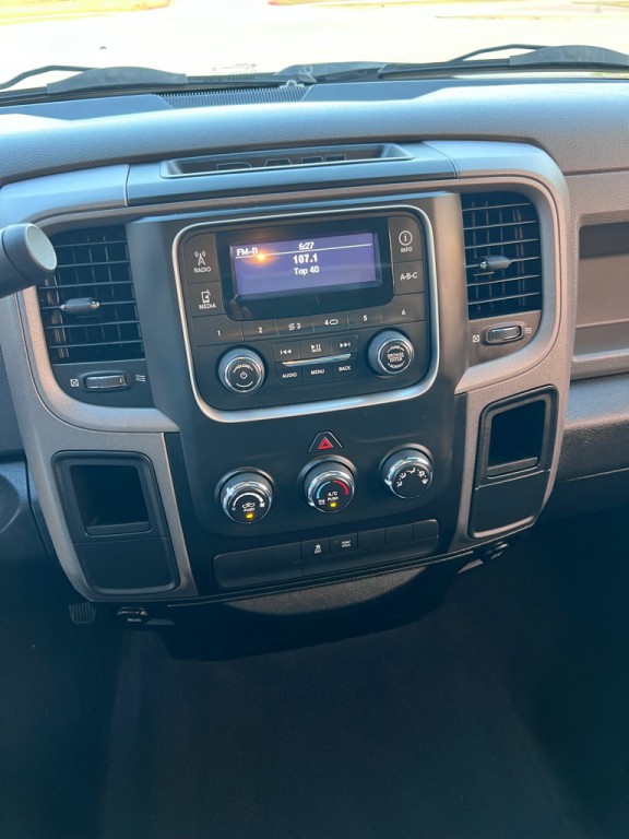 2015 RAM 1500 Image 12