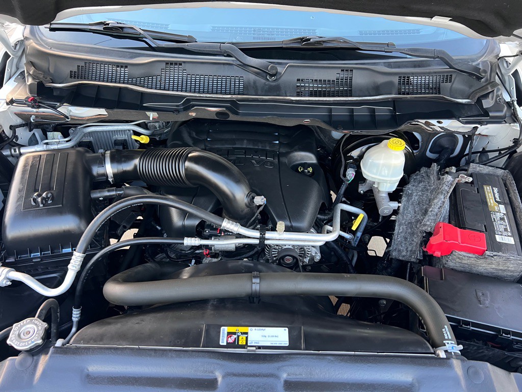 2015 RAM 1500 Image 14