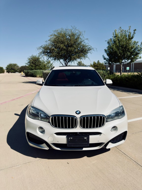 2017 BMW X6 Image 2