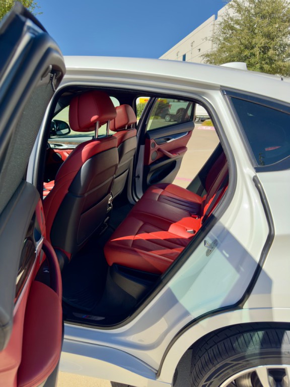 2017 BMW X6 Image 14