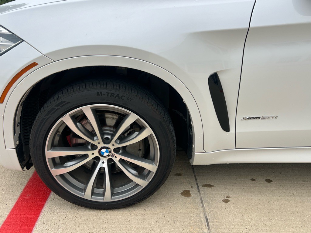 2017 BMW X6 Image 9