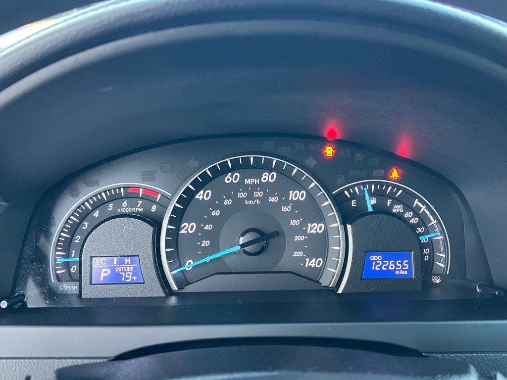 2014 Toyota Camry Image 7