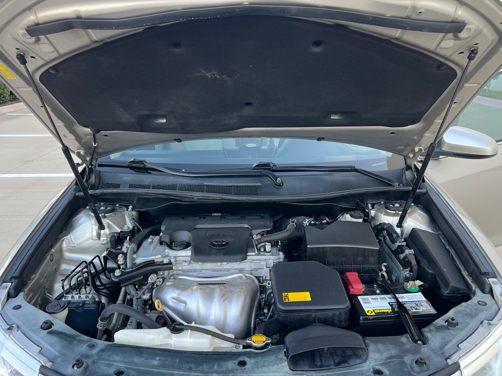 2014 Toyota Camry Image 11