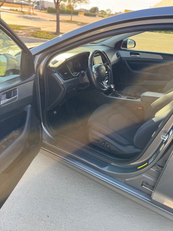 2018 Hyundai Sonata Image 11