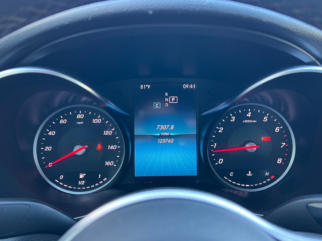 2019 Mercedes-Benz C-Class Image 11