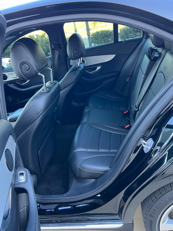 2019 Mercedes-Benz C-Class Image 12