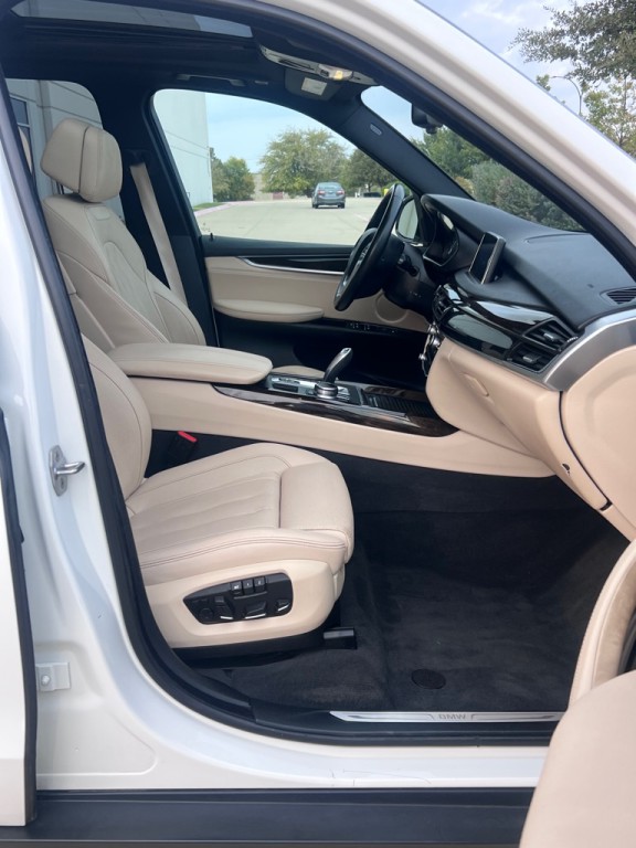2017 BMW X5 Image 9