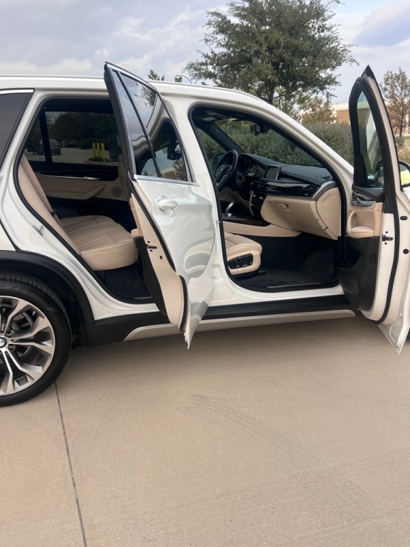 2017 BMW X5 Image 11