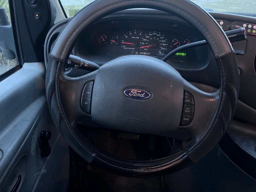 2006 Ford Econoline Image 14