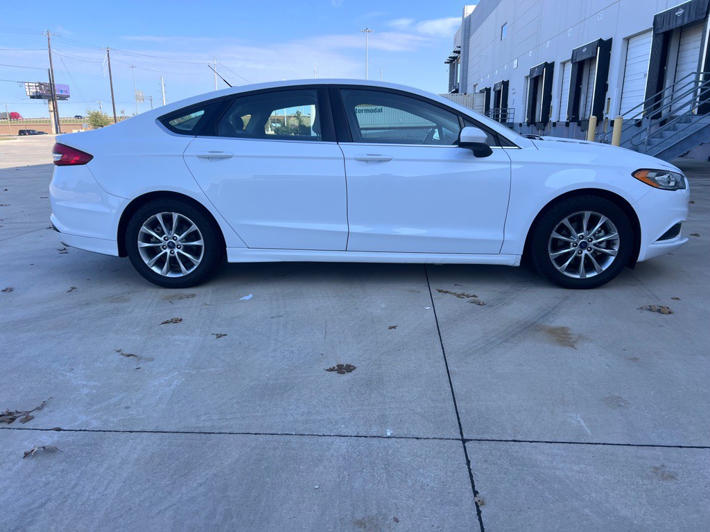 2017 Ford Fusion Image 7