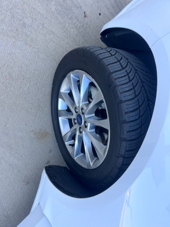 2017 Ford Fusion Image 18