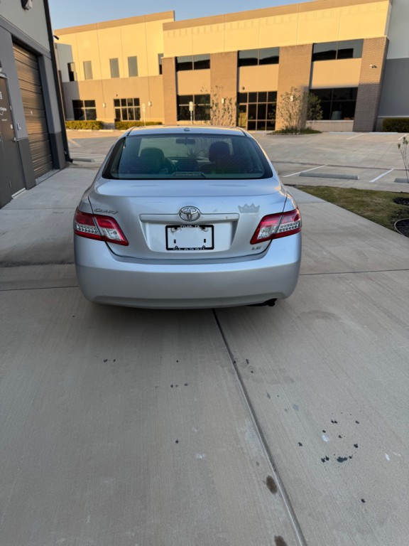 2011 Toyota Camry Image 6