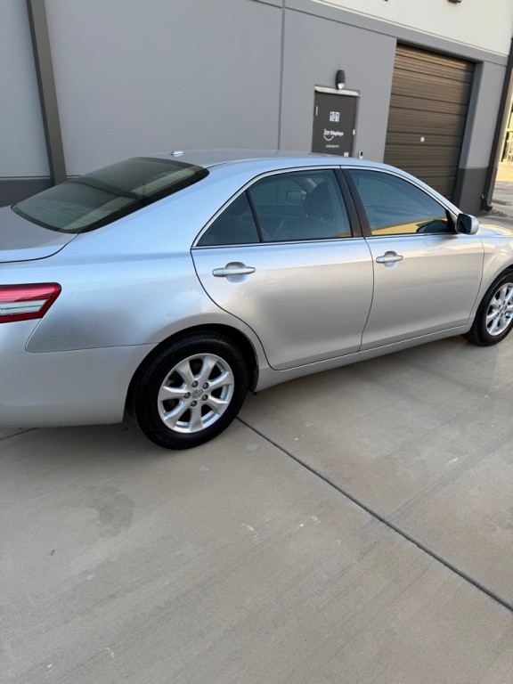 2011 Toyota Camry Image 8