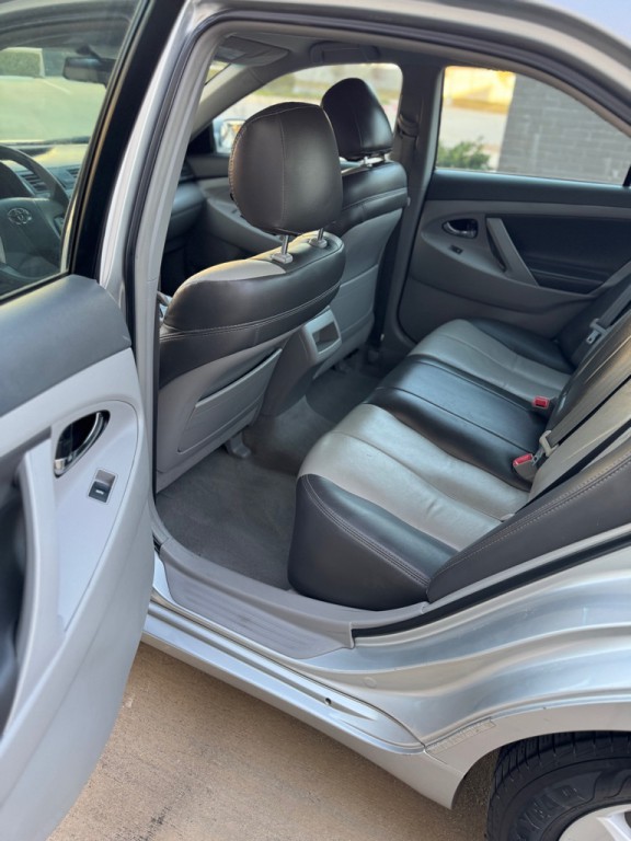 2011 Toyota Camry Image 13