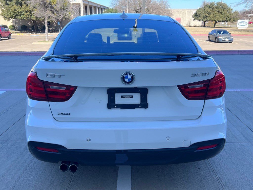 2016 BMW 3 Series Image 5