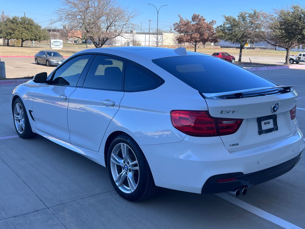 2016 BMW 3 Series Image 6