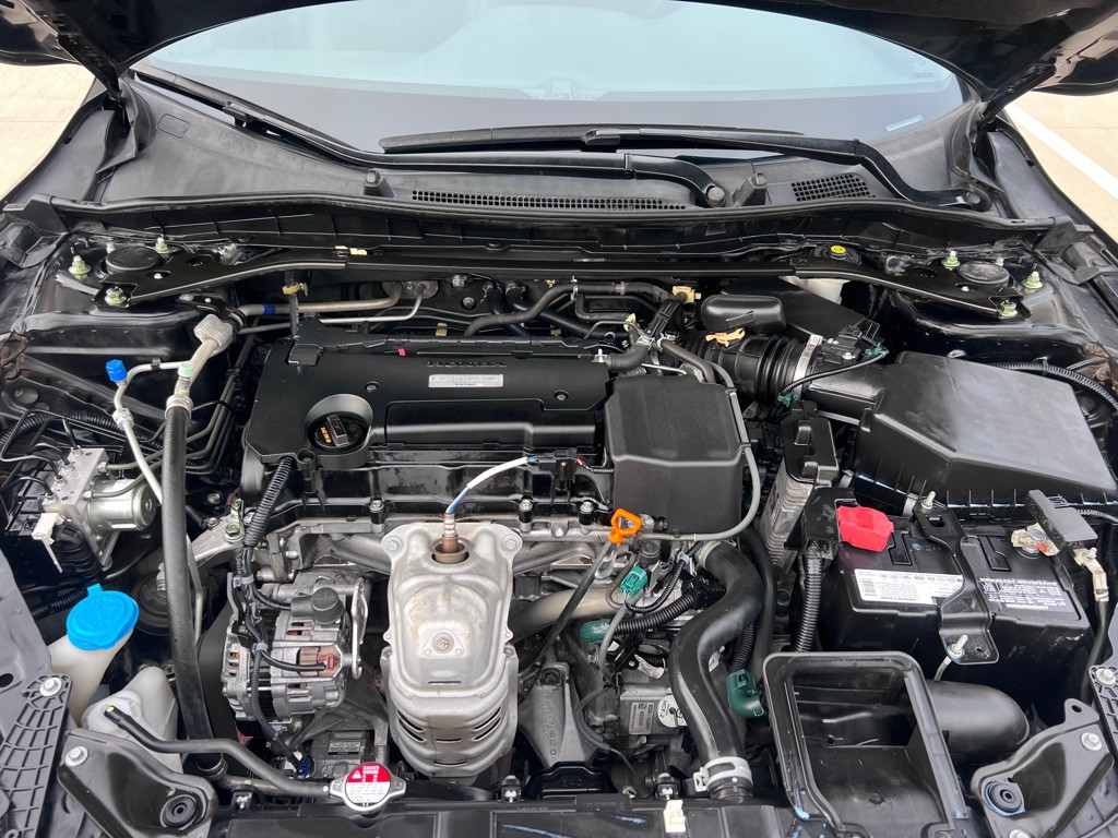 2017 Honda Accord Image 18