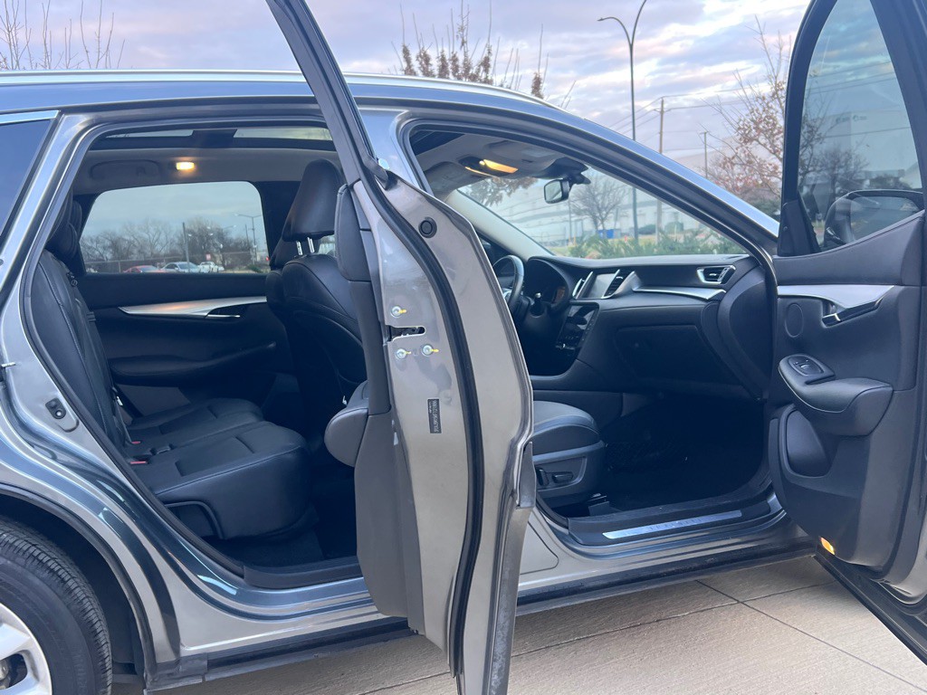 2019 INFINITI QX50 Image 14